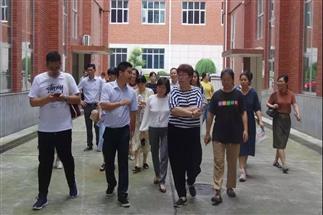 中國人民大學茶道哲學研究所湖南茶文化考察團一行赴集團白沙溪茶廠、益陽茶廠、君山茶業(yè)考察調(diào)研